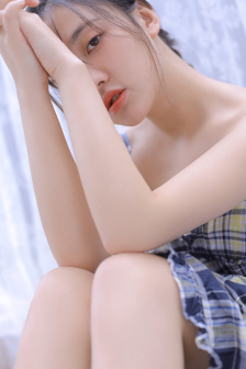 用我的手指搅乱吧打烊后仅剩二人的沙龙